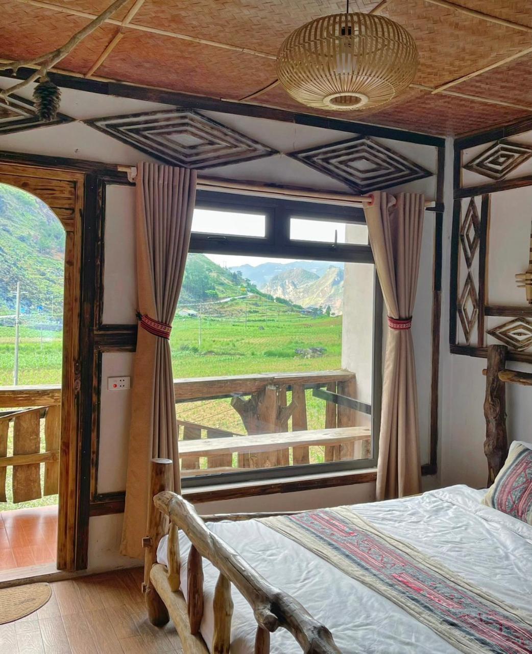 O'Chau Meo Vac Homestay Ha Giang エクステリア 写真