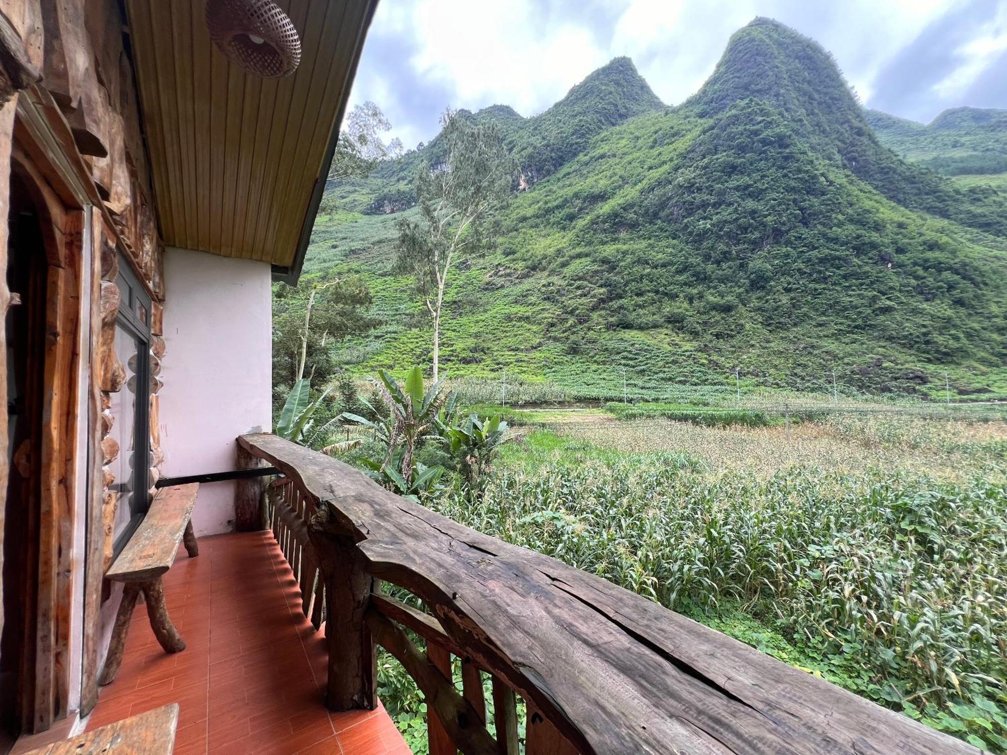O'Chau Meo Vac Homestay Ha Giang エクステリア 写真