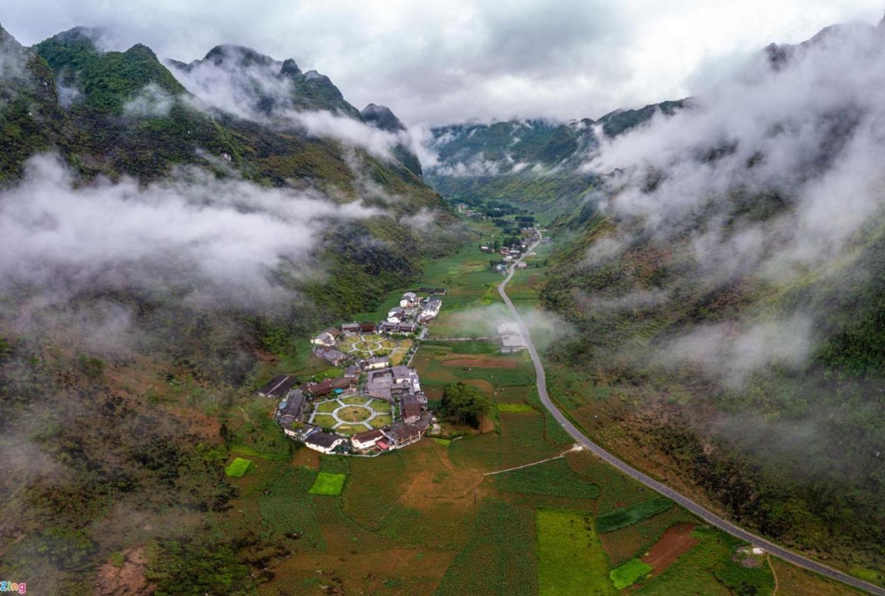 O'Chau Meo Vac Homestay Ha Giang エクステリア 写真